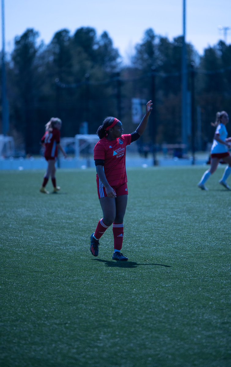 dom_alexxis's tweet photo. 𝓕𝓸𝓻 𝓽𝓱𝓮 𝓛𝓸𝓿𝓮 𝓸𝓯 𝓽𝓱𝓮 𝓖𝓪𝓶𝓮.

📸: @DeuceMedia_ 
⚽️ tourney: @jeffersoncup

#BeachFC | #BeachFCProud | #ECNL | #MarchMadness | #JeffCup | #JeffersonCup | #SoccerTournament | #JeffCup23 | #GirlsSoccer | #Mood | #Soccer | #Footballer | #TuesdayBlessings | #CenterBack https://t.co/slW7RIIuqZ