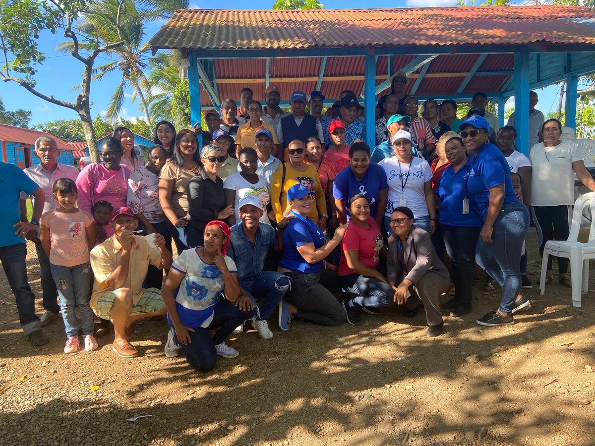 Convivencia con los participantes adultos mayores  ,superate llegando a cada familia .<a href="/GloriaReyesG/">Gloria Reyes</a> .<a href="/SoraidaMota1/">Soraida Mota</a> #La Altagracia.
