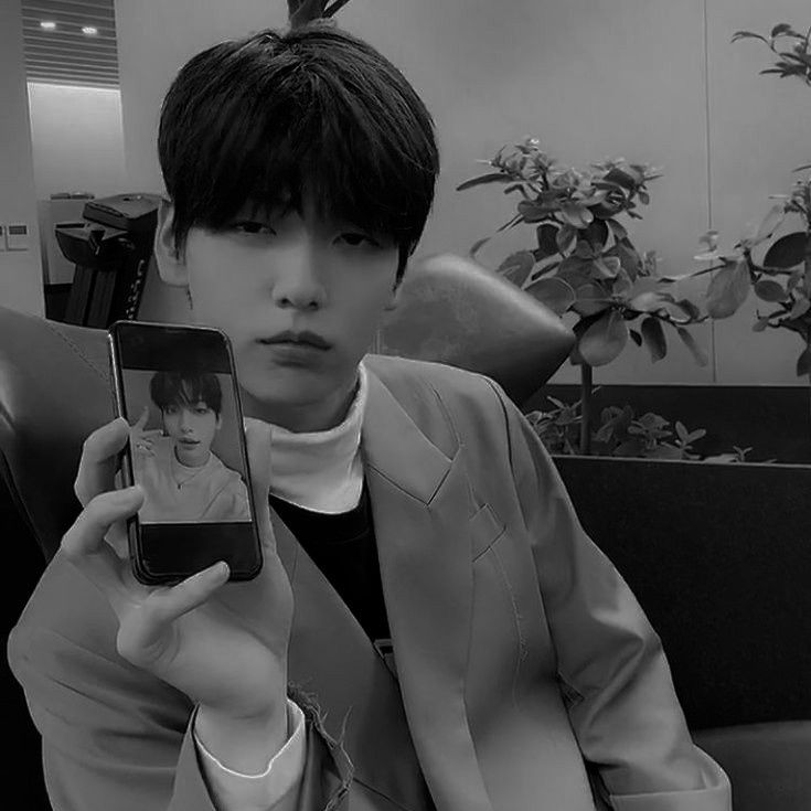 orgsycho's tweet image. ᅟ
ᅟᅟᅟ
ᅟᅟᅟ𝐓rophy husband, unforgettable ex boyfriend, first love, possessive boyfriend or probably homewrecker?
ᅟᅟᅟᅟ
ᅟᅟᅟ