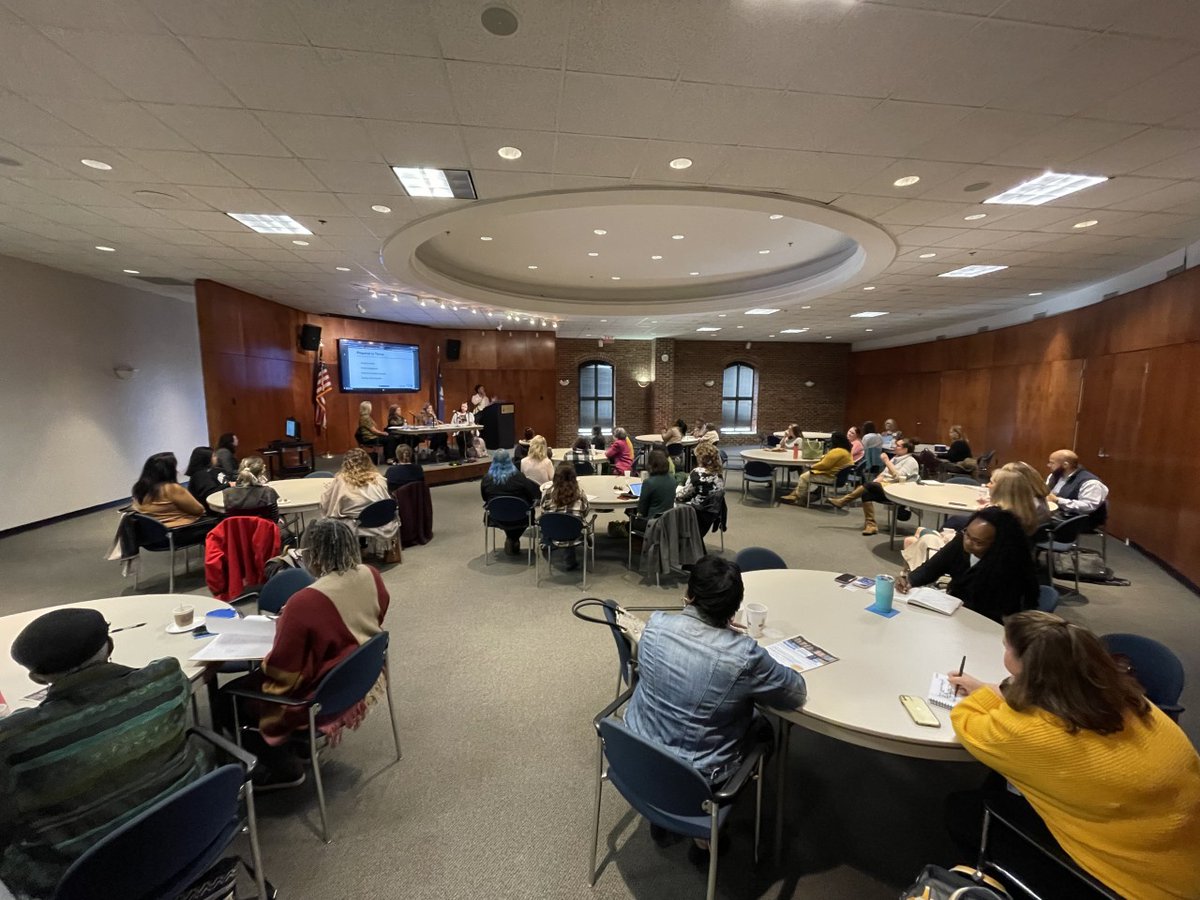 UWPiedmont's tweet photo. This morning's United Way Coffee &amp; Conversations event about Reading &amp; Access to Books was full of insight and learning thanks to our stellar panelists 🤩

Join us in helping local students gain access to books by donating to our Book Drive: https://t.co/jwqVIX5tzf https://t.co/JA1lkaWH0c