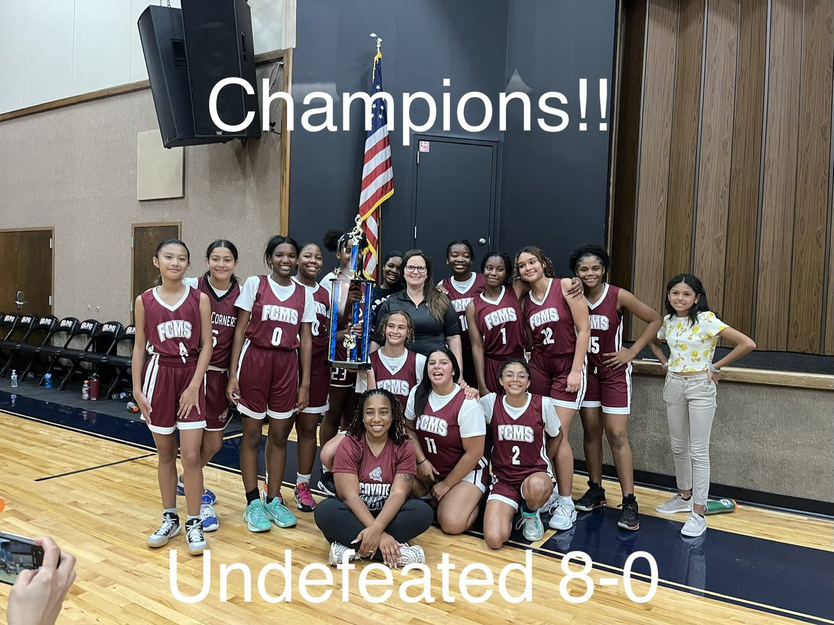 Congratulations to our Middle School Girls Basketball Team on winning the Championship!!! The girls team won against Ridgeview Global Studies 30 - 6 and had an undefeated season 8 -0. Way to go girls!!!!
#CSUSAproud
@DeniseT4Corners @Jodi_Evans1 @CSUSAJonHage @drdchristiansen