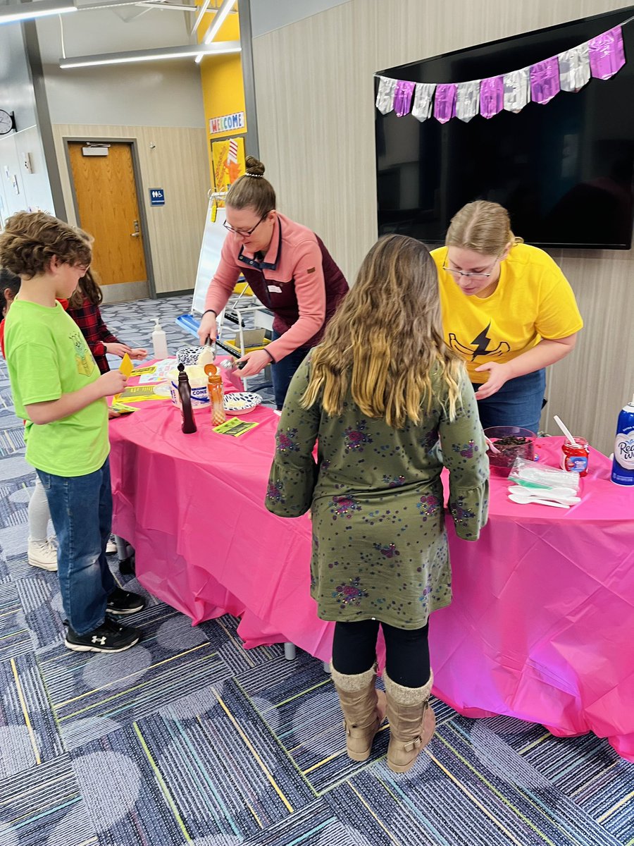 TeacherMrsA3rd's tweet image. Celebrating our learning 🍨🥳🎤
Authors Publishing Celebration &amp;amp; Multiplication Fact Ice cream Sundaes #learningissweet #GoGullLake #GLCSRyan