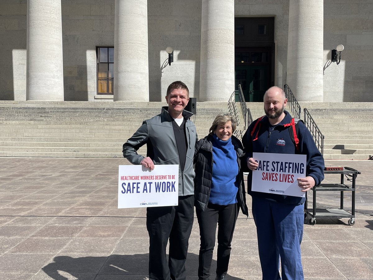AFTunion's tweet photo. Hello from Columbus, OH! We’re here with the @OhioNursesAssoc as we fight for safe staffing in healthcare facilities. #ndash23
@rweingarten @mcropper1 @OFTadvocate https://t.co/m14RiaEuRQ