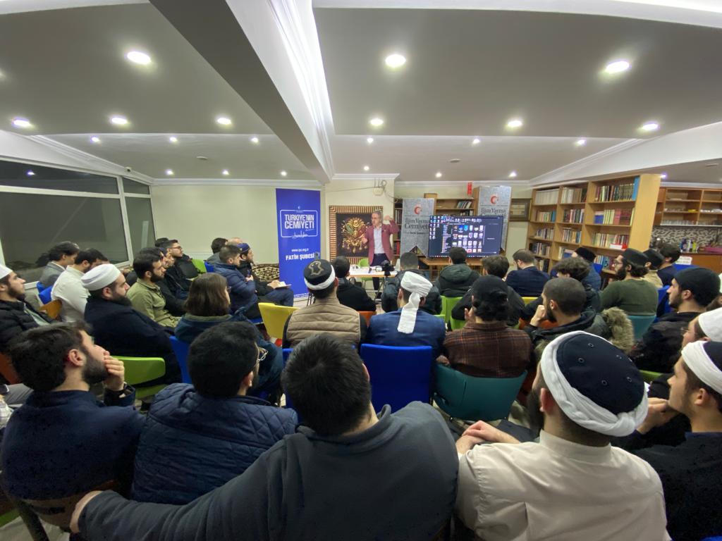 iycfatih's tweet photo. Süleymaniye Konferansları serimizin dördüncüsünü "Tarihe Bakış Açımız?" konu başlığı altında Mustafa Armağan hocamızın anlatımıyla gerçekleştirdik.

@mustafarmagan https://t.co/SVn3ZsSNhE