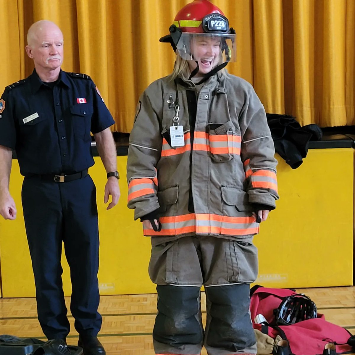 Thank you so much to Captain Sweeney for coming in today and  talking to our primary classes all about fire safety. And a special thanks to Ms. Boehmer for bringing her dad into work! 🧑‍🚒 <a href="/LC3_TDSB/">TDSB LC3</a> <a href="/LizBHolder/">Liz Holder</a>