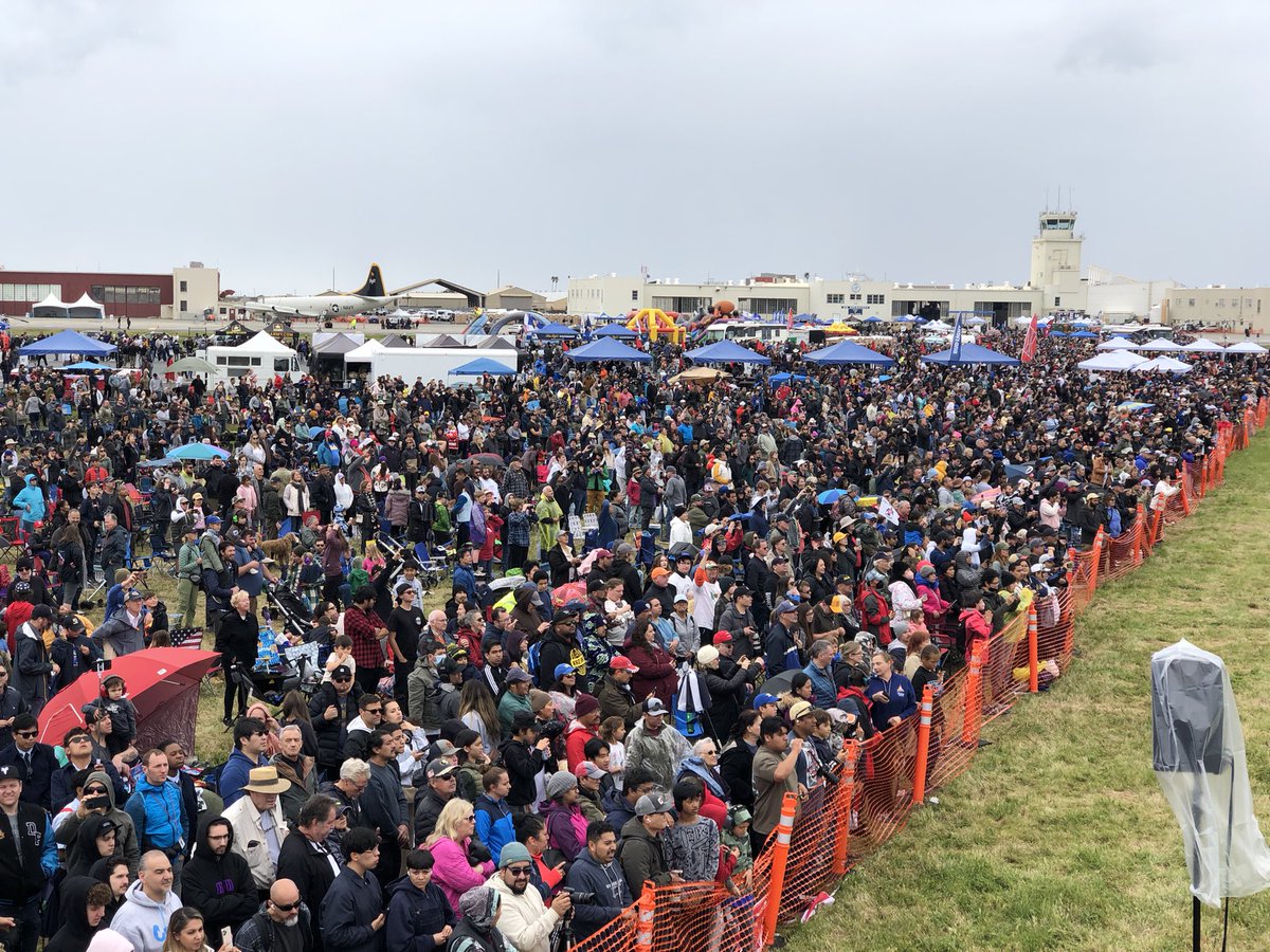 Dan_Alpern's tweet photo. Honored to announce the Point Mugu Air Show featuring @BlueAngels and @AFThunderbirds! #mugu #airshow #airshow2023 #airshowstuff #icas #swcas #CAF #CAF https://t.co/EHHesTXY2d