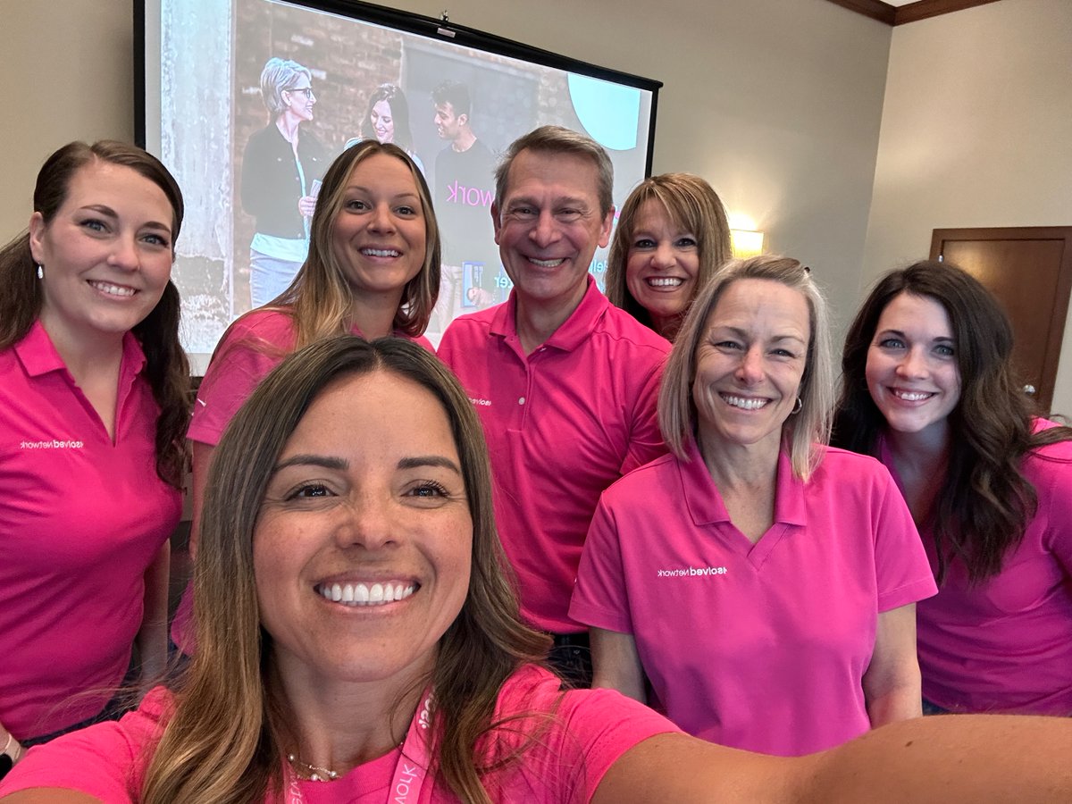 isolvedhcm's tweet image. 👋 Hi from Houston! 
Our #isolvedNetwork team has hit the road with one goal in mind...YOU! Our Chief Marketing Officer, @LinaTonk , said it best today, &quot;Our goal is to help our Network Partners and their customers exceed their goals, truly that simple. In fact, it’s our goal to…