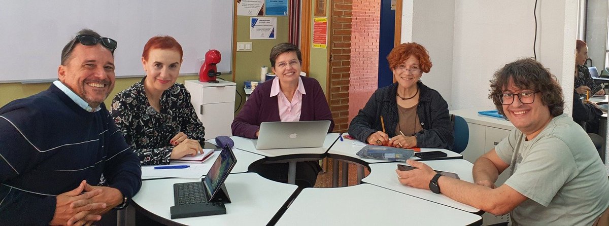 IES RAMÓN Y CAJAL tweet media