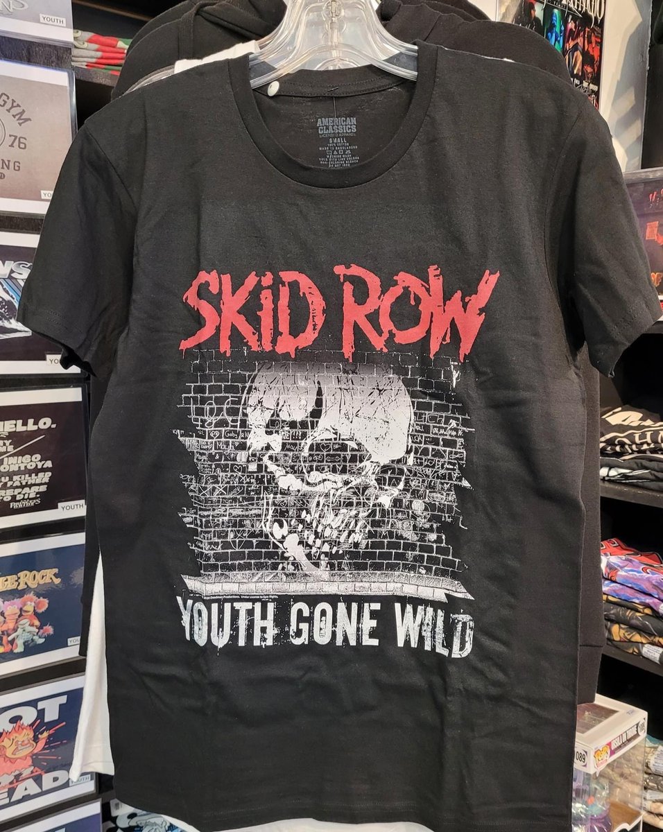 Retro Active tweet media