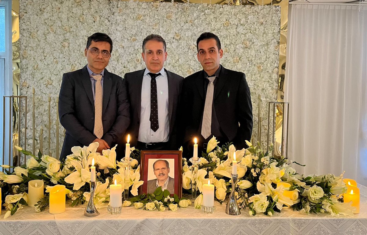 AlanFotoohi's tweet photo. ئەی سەنگەری خۆڕاگری تا ڕزگاری 
ئەی ڕۆژی نوێی لە کۆنەوە یادگاری
پیرۆزترین ڕۆژی، خەمین بم یا شاد
ئەی ژینی دووبارە، ئەی ئەوین، ئەی دیاری

نەورۆز لە هەمووتان پیرۆز بێت. https://t.co/SdKxq8y5Zv