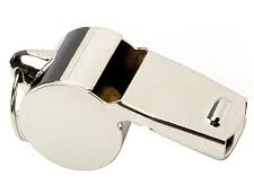 None nka sifflet yayamasaha kuri #RN1 ngo nuwurenganye est ce que c'est nécessaire??? Ibarabara riragaragara presque 😪😪😪