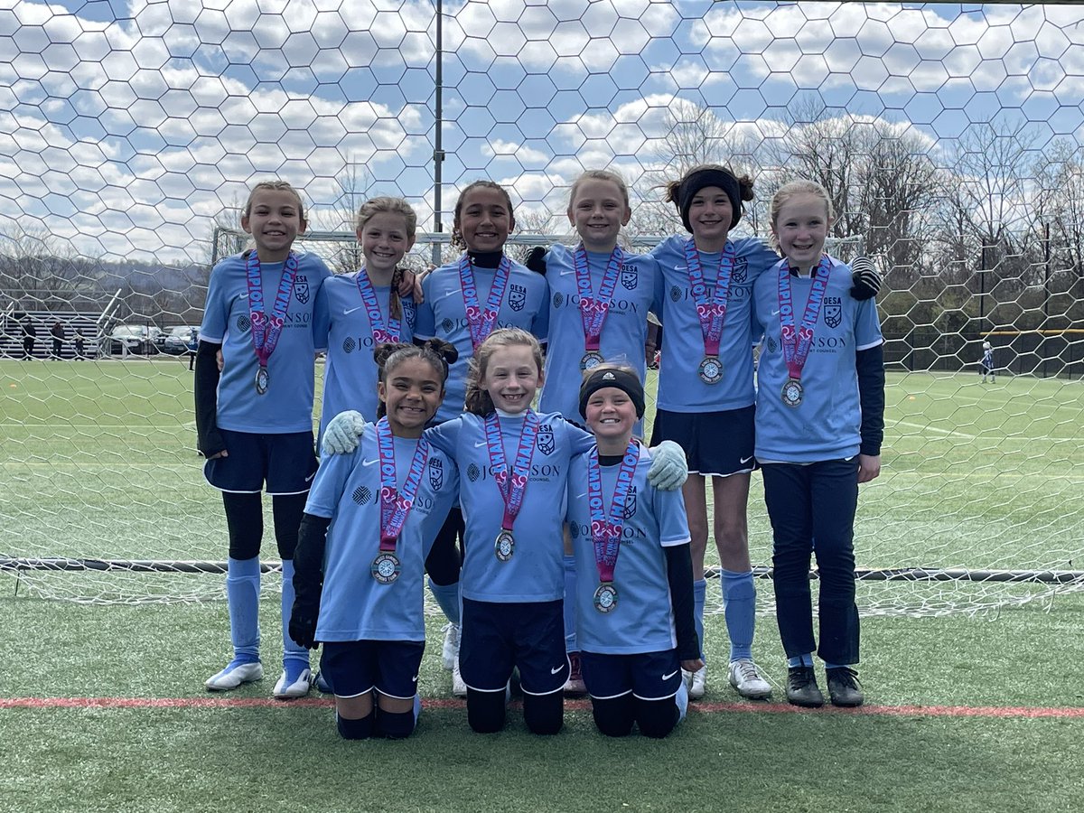 OESAG2013's tweet photo. Ohio Elite SA G2013 PreECNL team wins Champion in the U10 Red 7v7 Division at the Kings Hammer Spring Thaw Tournament!  Congrats girls!! #KingsHammerSpringThaw #OhioElite https://t.co/nNzbnRgKel