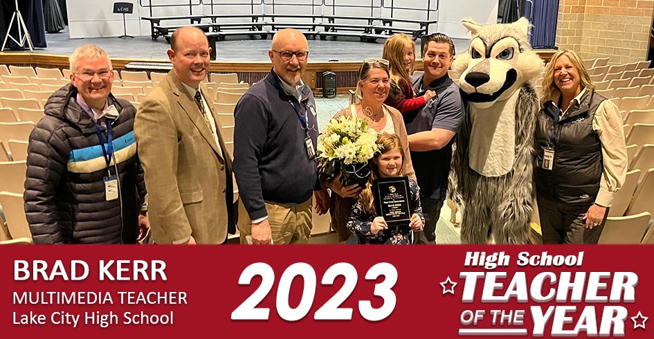 Coeur d'Alene Public Schools is proud to announce our High School Teacher of the Year for 2022-2023 is Mr. Brad Kerr, multimedia teacher at Lake City High School.  This teacher seeks to constantly empower his students to take ownership of their learning.  Congratulations Brad!