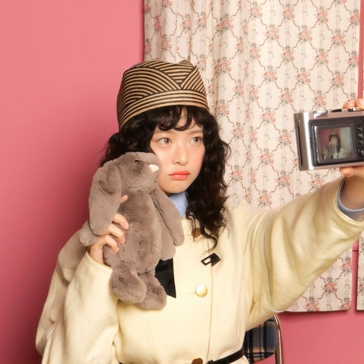 hanniarchived's tweet photo. Hi tokkis! This is a dedicated account for newjeans’ member #HANNI #하니 I post her daily updates, pics, some edits and videos of her 🩷

a share for this tweet to spread the account would be so helpful and appreciated, thanks ♡︎https://t.co/TumEU3EJD8