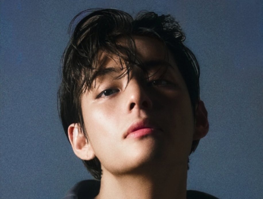 jungkook de calcinha ⚢︎ tweet media