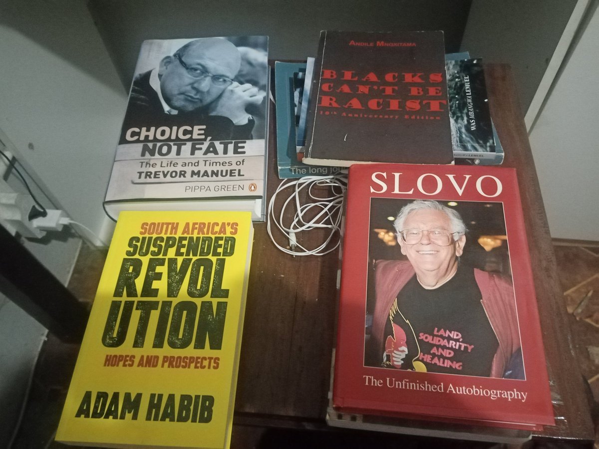 AfrikaSebezo's tweet image. @SAfmRadio I'm reading the Slovo Autobiography &amp;amp; he says the problem with the PAC is its preoccupation of displacing the ANC as the primary liberation movement. Slovo says the PAC embarked on "an I'll-organised, second-class version of the 1952 Defiance Campaign". #SaFmViewPoint