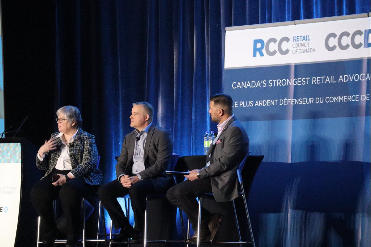 RetailCouncil's tweet photo. βοΈ How should retailers respond to the π in retail crime?
@SeanSportun, John Bellefeuille of @GTboutique & Gwendolyn Jacquot of @7ElevenCanada give their advice in the final #RCCSecure23 session.
"How do we keep associates safe & engaged with police to deal with bad actors?" https://t.co/6dyEii1O83