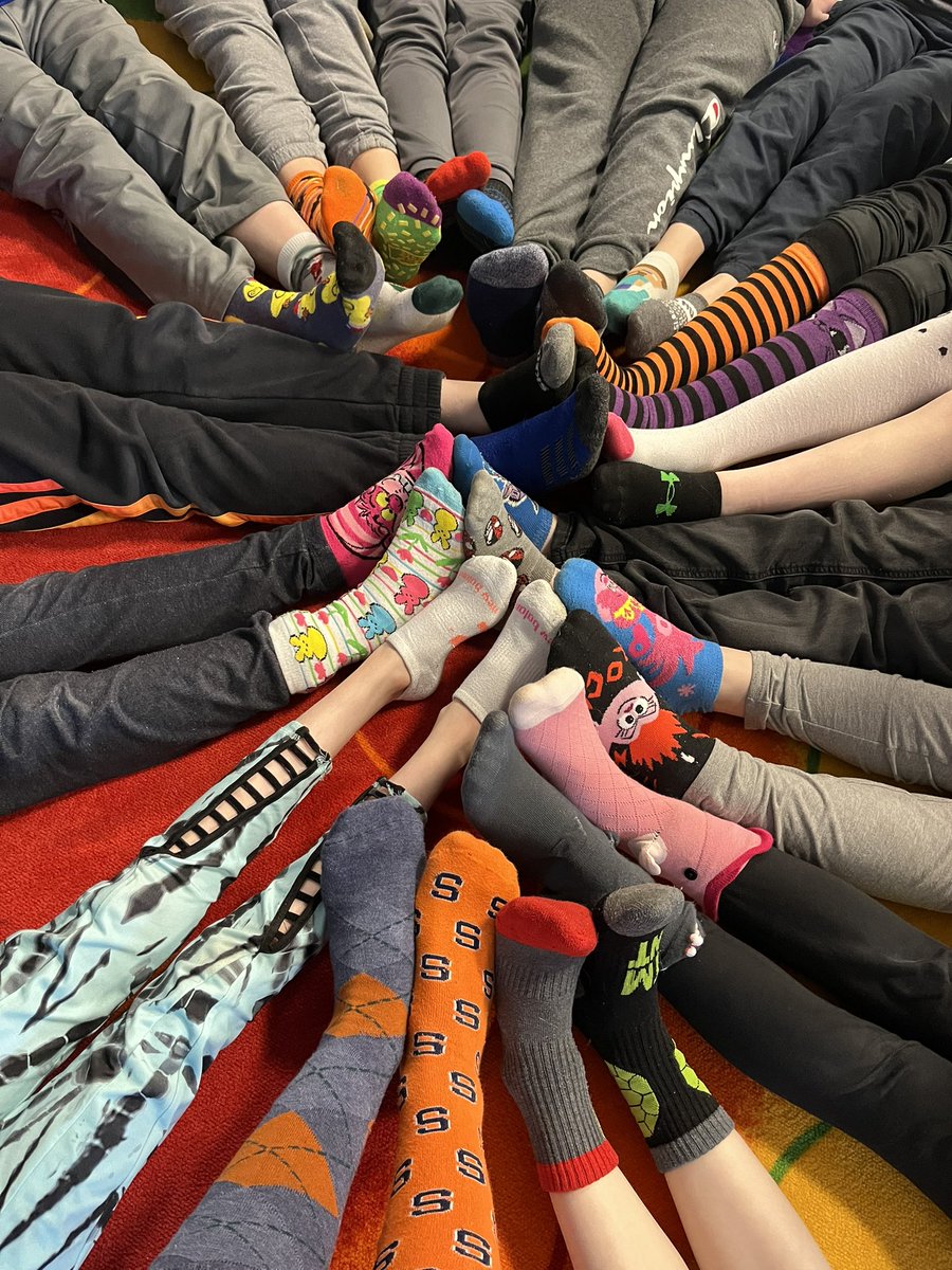 Meghan Cizenski (@mcizenski1) on Twitter photo To show our support of World Down Syndrome Day we wore our mismatched socks! To show our support of World Down Syndrome Day we wore our mismatched socks!