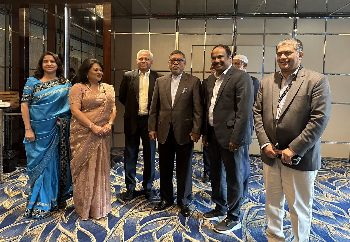 With the Honorable Health Minister of Bangladesh Mr Zahid Malek and other distinguished guests on the eve of launching of @NIHRglobal Health Research Centre for #NCDs and #Environmental Change in #Dhaka.