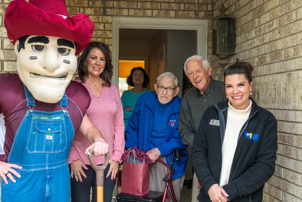 HAPPY 93RD BIRTHDAY MR. HARMON!!!  Today, Big John, Student Body Officers, Ms. Flanders, Ms. Cott, and Mrs. Stamey visited Mr. Harmon at his home to sing Happy Birthday!  We brought he and his brother, a 125 year sweatshirt!  We love you Mr. Harmon!