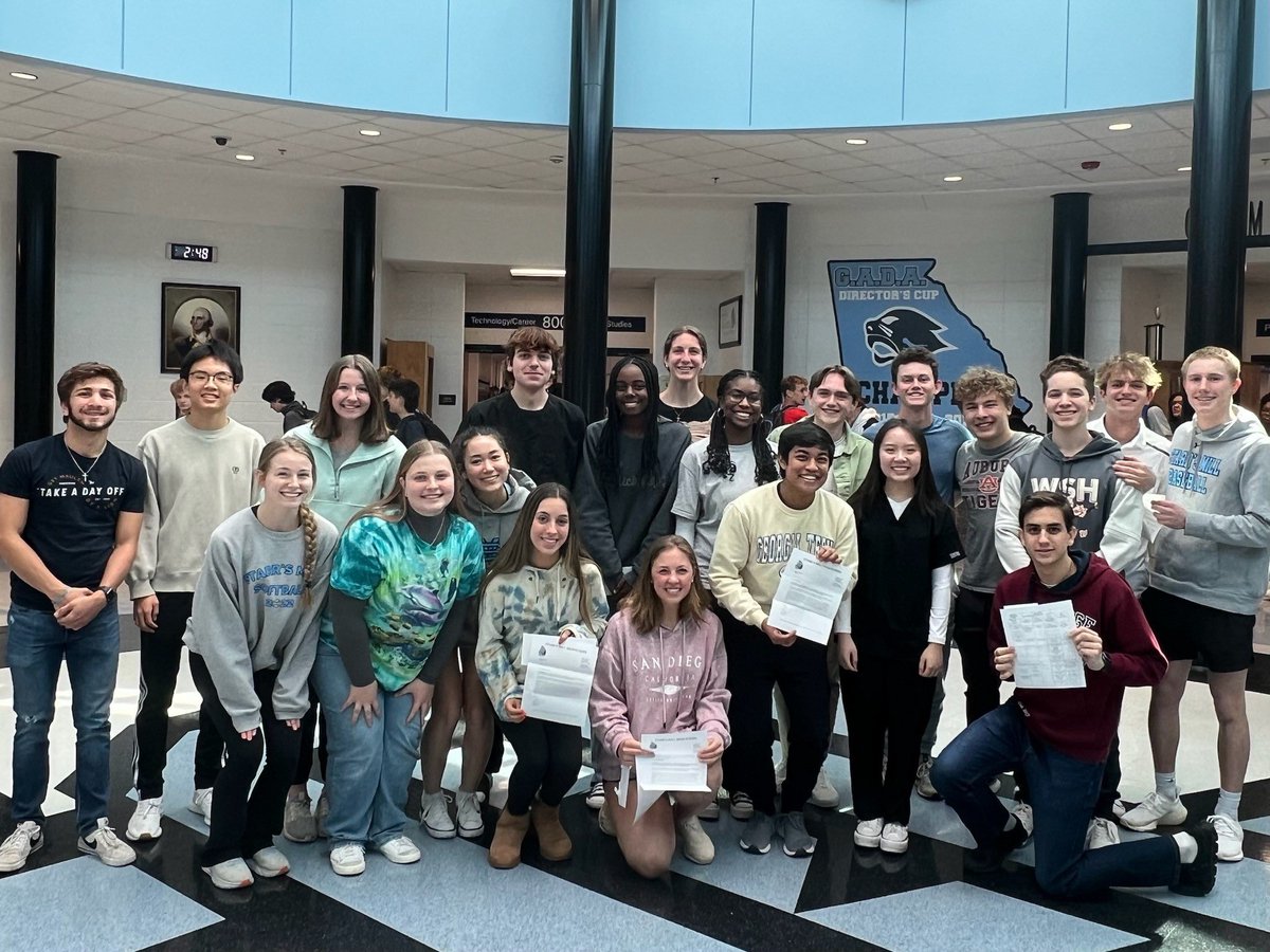 Congratulations to the 2023 Junior Marshals! These class of 2024 students will be assisting with graduation activities for the class of 2023! #SMPantherPride