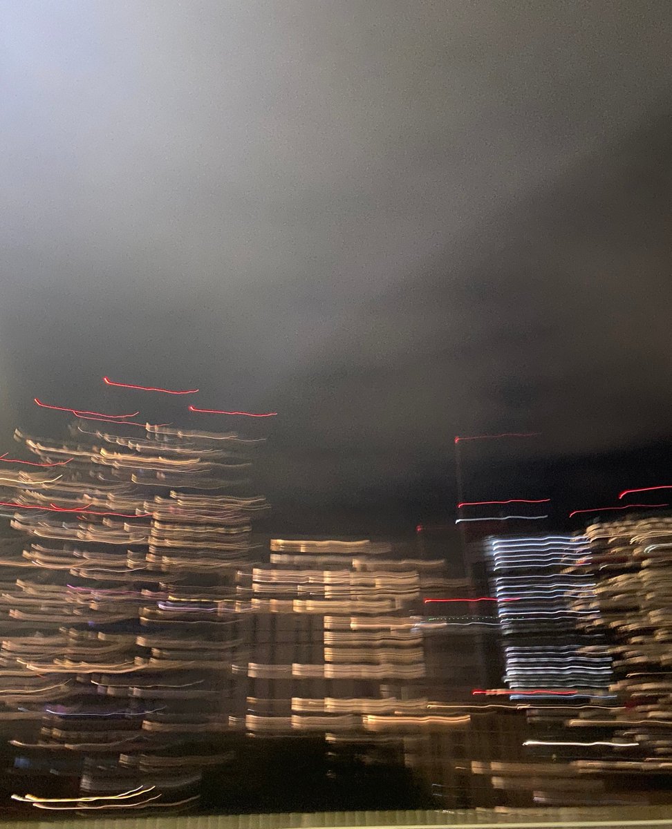 TheHorsfall's tweet image. Random bokeh moments captured on the streets of Manchester 🌟📸🌠🌆⁠

Join us in 4 days...
#FestivalOfRandomness⁠
March 25, 12-3pm⁠
Cutting Room Square⁠, ⁠M4 6BF⁠
⁠
#RandomMoments #RandomEvent #RandomManchester #Random #ManchesterEvent #TheFutureIsOursFestival #Ancoats