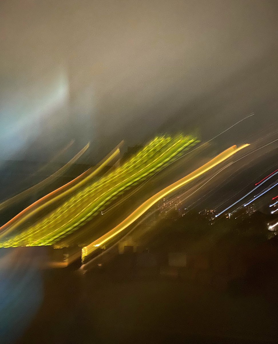 TheHorsfall's tweet image. Random bokeh moments captured on the streets of Manchester 🌟📸🌠🌆⁠

Join us in 4 days...
#FestivalOfRandomness⁠
March 25, 12-3pm⁠
Cutting Room Square⁠, ⁠M4 6BF⁠
⁠
#RandomMoments #RandomEvent #RandomManchester #Random #ManchesterEvent #TheFutureIsOursFestival #Ancoats