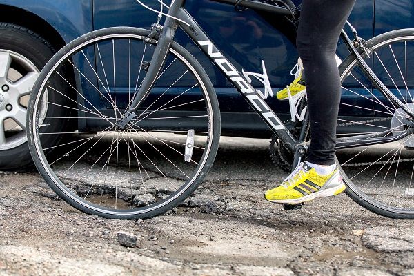 Hey #Manitoba 

Smooth cruising or a bumoy ride?

More than potholes: The annual <a href="/CAAManitoba/">CAA Manitoba</a> Worst Roads campaign includes poor design, unsafe conditions

exprt.co/3nel0ar