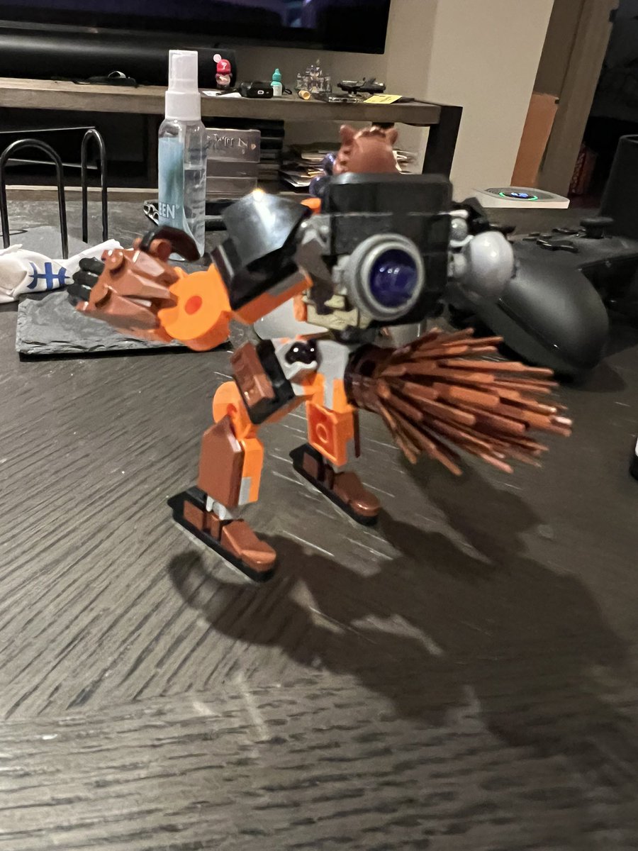 BoneheadCollec1's tweet photo. #toys #bonehead #boneheadcollectors #marvel #legomarvel #guardiansofthegalaxy #rocketraccoon #mech #mechsuit #raccoon #minifigs #legolife #figures #actionfigures #adultfanoflego #figlife #scratchthatfigureitch #letembreathe https://t.co/z8IwS4KuWb