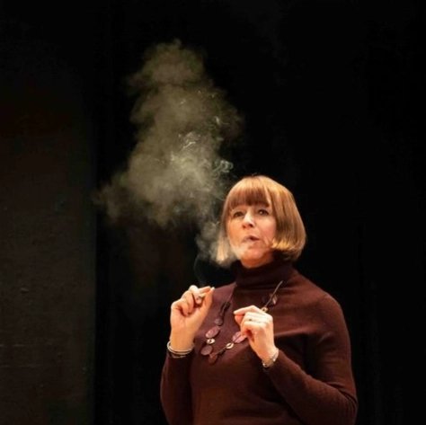 RondoTC's tweet photo. Tomorrow night is #OpeningNight! 🎭

We can't wait to bring Shelagh Stephenson's dark comedy, 'The Memory of Water', to the @RondoTheatre this week 🌊

Click here to book your tickets: https://t.co/GlSM86mWdn

#RondoTheatreCompany #RondoTheatre #WhatsOnBath #TheatreBath https://t.co/60iUytZ6B4