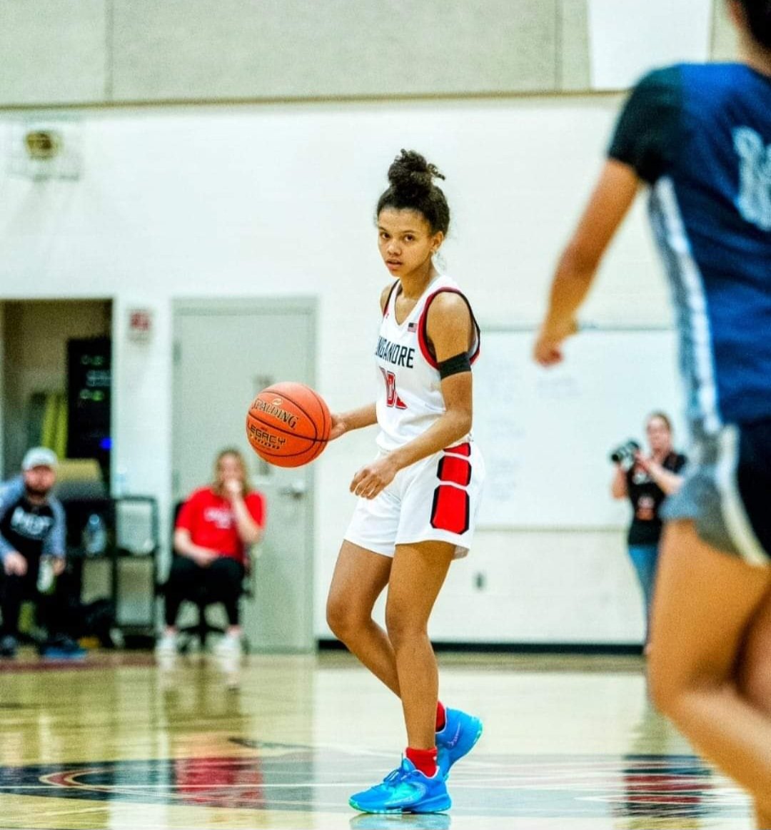 Please vote for Trinity for athlete of the month, only 5 more days left 3/20 - 3/26. You can vote once everyday! 🏀😁

fnp.secondstreetapp.com/FB-Athlete-of-…