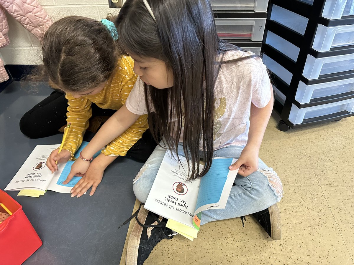 We ♥️ Book Clubs! 📖

2C had some amazing conversations about their characters, made strong predictions and worked together to stop and jot all the important parts of their stories! 
#MahwahConnects <a href="/LMMahwah/">Lenape Meadows School</a>