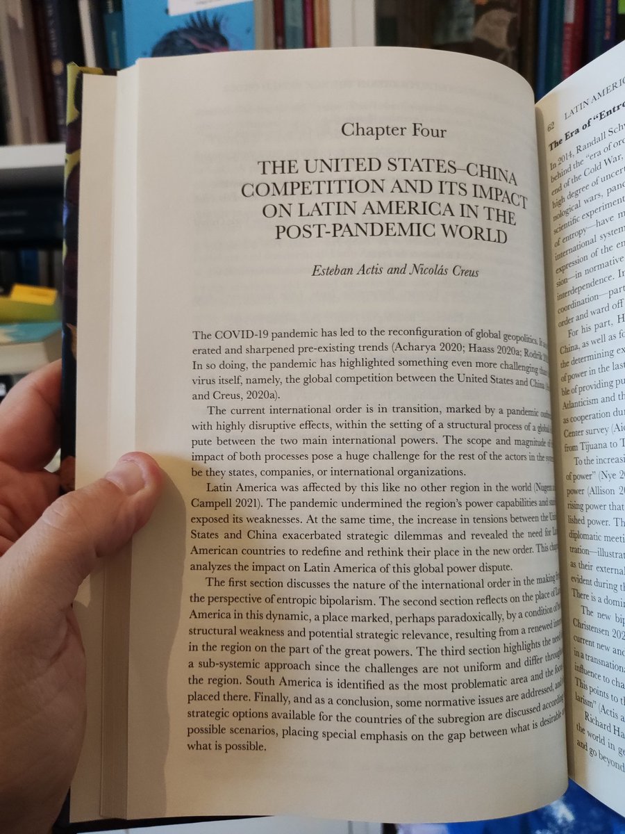 Muy contento de tener en mis manos la edición en inglés del libro editado por <a href="/jorgeheinel/">Jorge Heine</a> <a href="/ominamipascual/">Carlos Ominami P.</a> y Carlos Fortín. Gran obra colectiva que sigue teniendo repercusión a nivel global en la cual tuvimos el placer de escribir con <a href="/creusnicolas/">Nicolás Creus</a>