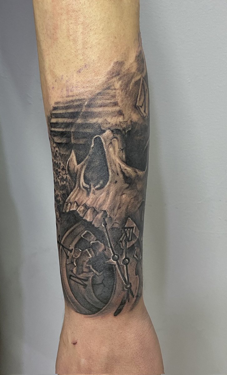 degar2022's tweet photo. 1 session of full sleeve
#degar #tattooart #tattooartist #tattoo #тату #татуировка #ереван #yerevan #nft #crypto #invest https://t.co/R02ASovou3