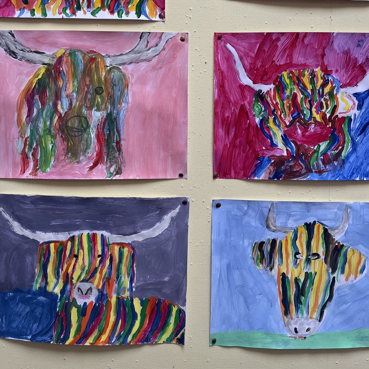 💚 Some of the Spring Term artwork brightening up the walls of the Primary Department just now. 

#creativekids #springflowers #WW2topic #highlandcoo #charlesrenniemackintosh