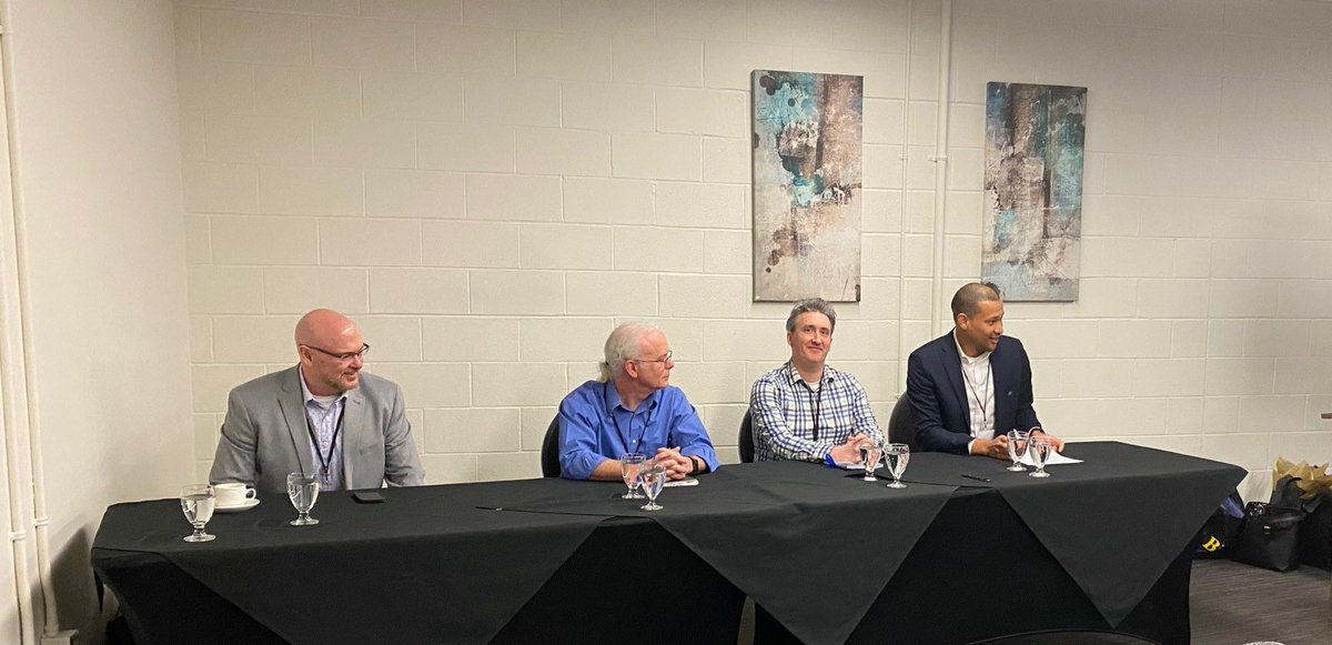 Seneca_Research's tweet photo. #SenecaProud as our Research Manager Andrew Paton was a panelist on the topic of "Building Multi-Institutional Partnerships" at Ontario Research and Commercialization Alliance (ORCA) Spring meeting today!
#SenecaResearch https://t.co/G2nup13L2q