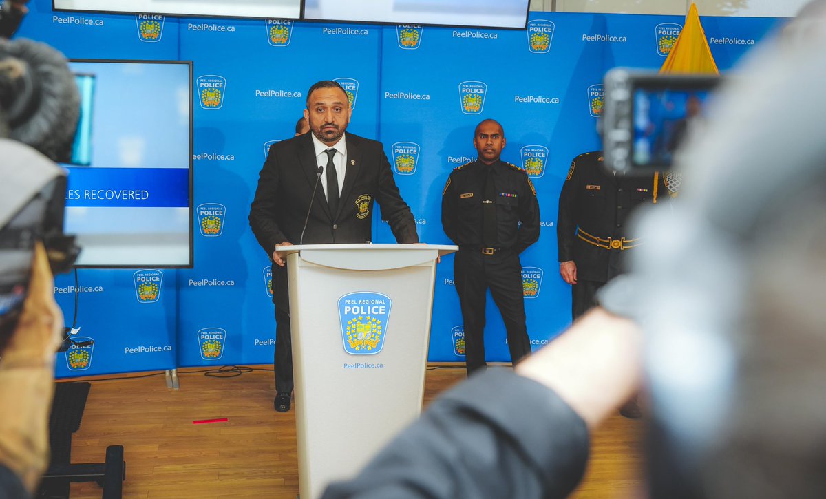 RonChatha's tweet photo. Congrats to our PRP investigators on Project R&amp;R, a multi-jurisdictional auto-theft initiative that recovered 78 stolen vehicles worth over  $10M. Great to see @PeelPolice take action against the growing trend of auto theft in Peel https://t.co/8JkqRygvkL https://t.co/lJZz5TjpHd
