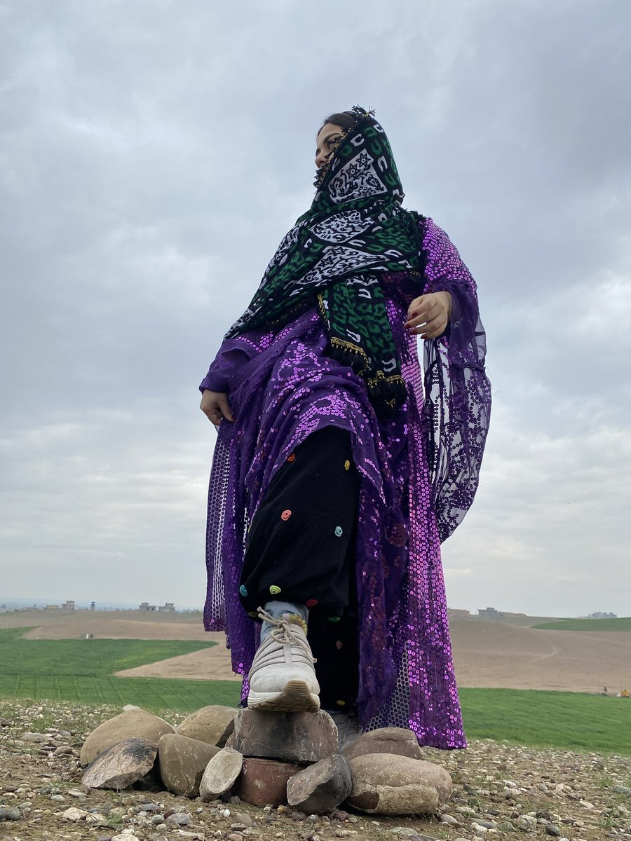 Huda_Raasul's tweet photo. Wrapped in my Mamozhn’s #wedding clothes from 37 years ago, this #outfit holds memories, emotions, the laughter and tears, the love and loss. https://t.co/i8X4Sax6zX