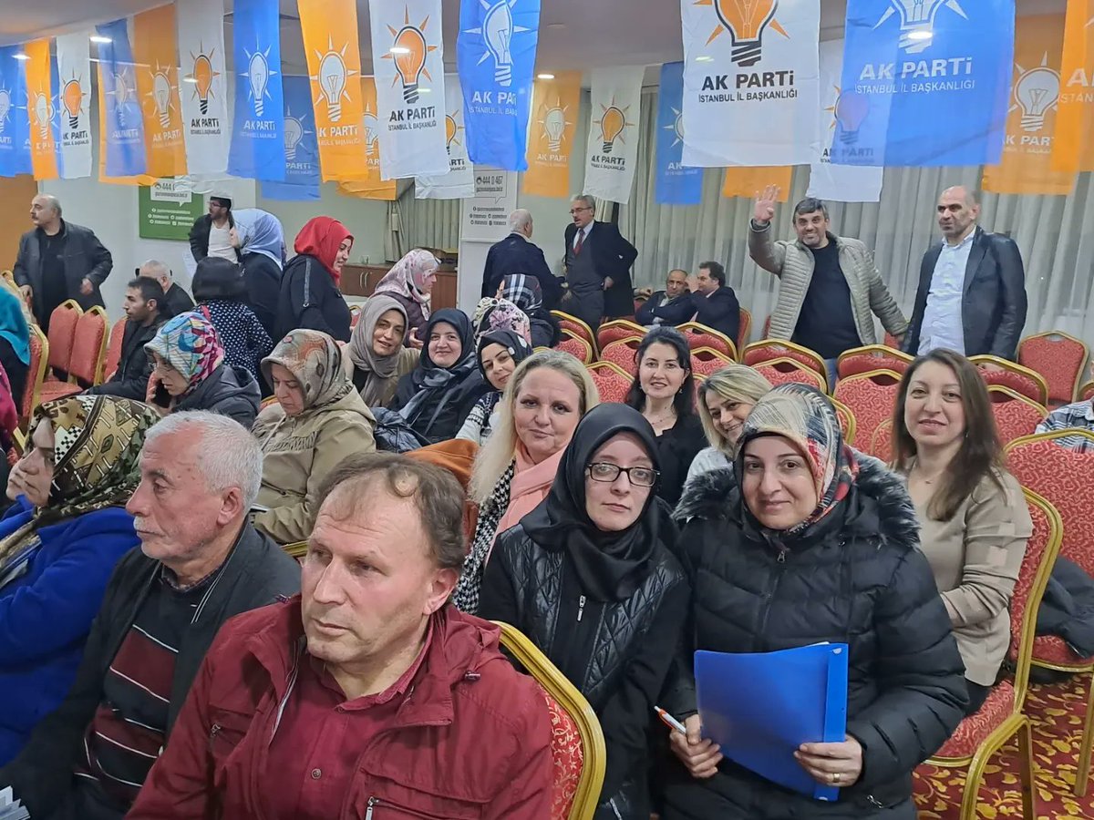 Ekip işi, teşkilat işi...

SEÇİM GÜNDEMLİ, SAYIN İL BAŞKANIMIZ OSMAN NURİ KABAKTEPE'NİN DE KATILIM SAĞLADIĞI ETKİNLİĞİMİZİ GERÇEKLEŞTİRDİK.

#akparti #akpartiistanbul #akpartigençlikkolları #receptayyiperdoğan #rterdoğan #siyaset #reis  #gaziosmanpasa #2023yolundabiriz