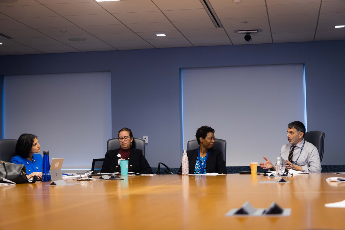 I was delighted to welcome @CMSgov #Medicare Director Dr. Meena Seshamani to <a href="/NYCHealthSystem/">NYC Health + Hospitals</a> today for an important meeting focused on addressing health-related social needs and our Community Health Workers program. Thank you for the engaging discussion.
