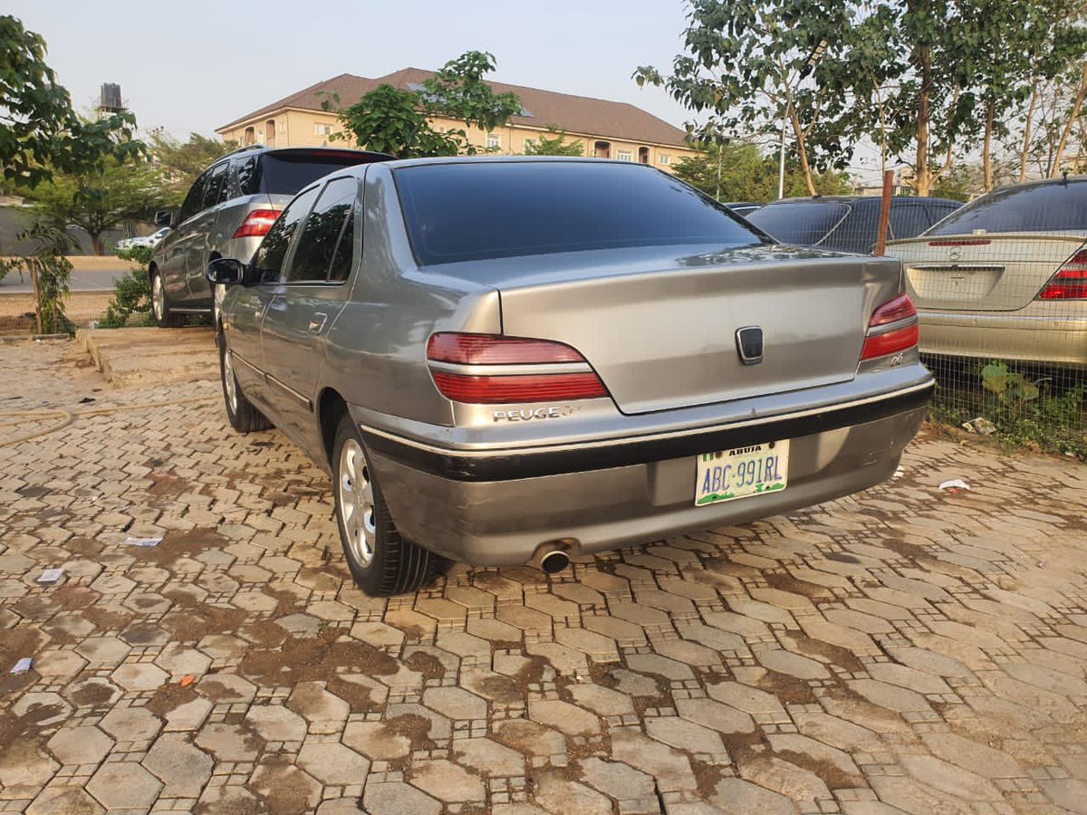 Ambassador__Car's tweet photo. Neatly Used Peugeot 406 with everything working. Going For N1.650M Location Abuja
#AbujaTwitterCommunity 
Pls retweet https://t.co/MODIZNJhtY