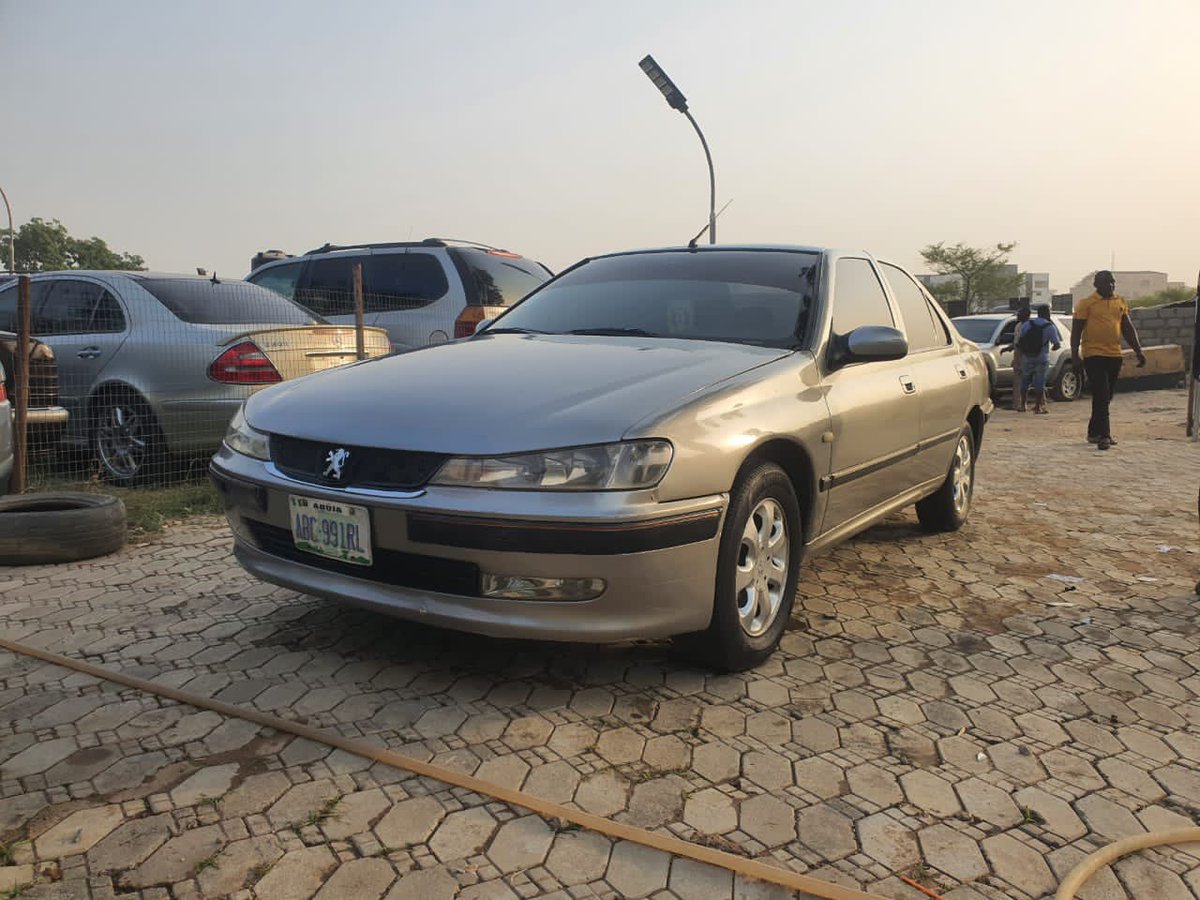 Ambassador__Car's tweet photo. Neatly Used Peugeot 406 with everything working. Going For N1.650M Location Abuja
#AbujaTwitterCommunity 
Pls retweet https://t.co/MODIZNJhtY