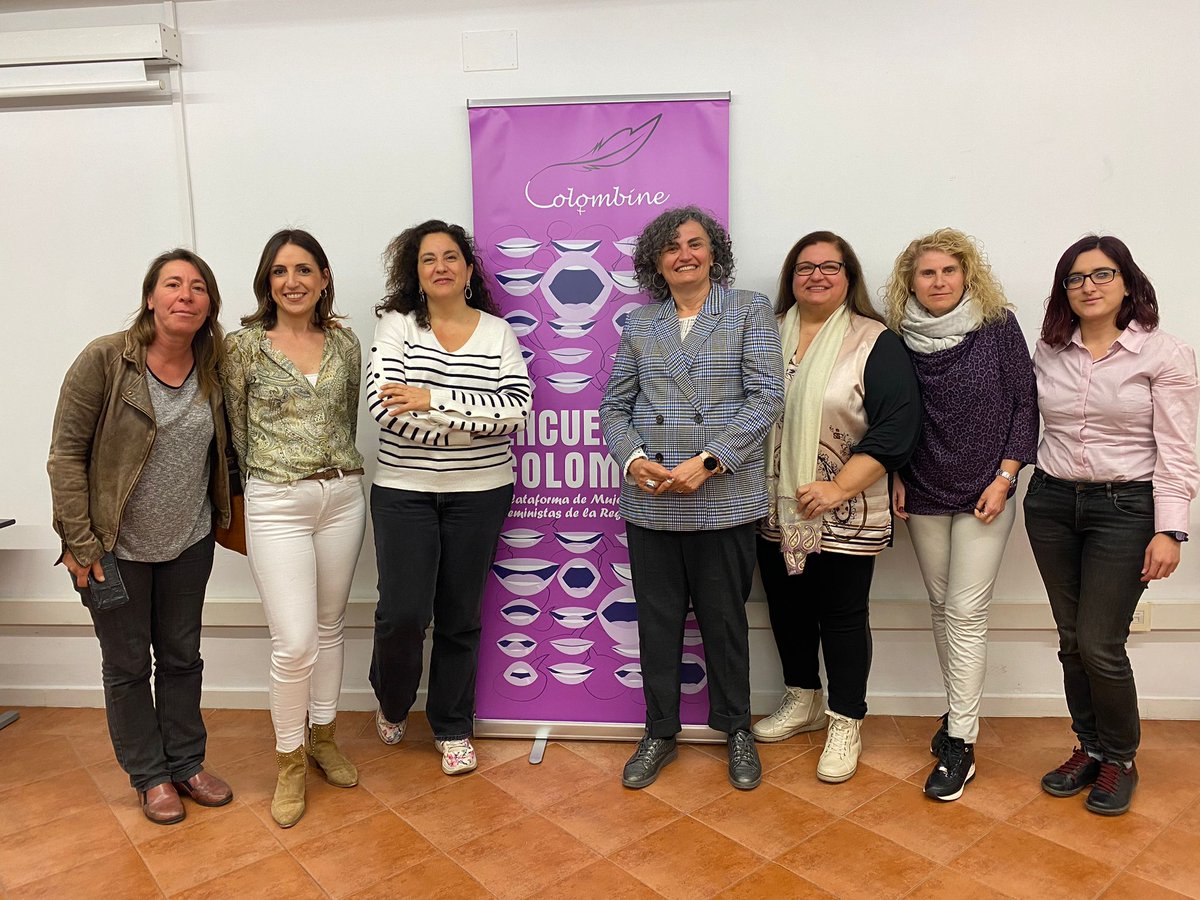 PColombineRM's tweet photo. Hoy hemos tenido el primer #EncuentroColombine y la protagonista ha sido @bmiguelher, rectora de la @UPCTnoticias. Muchas gracias a la rectora por su buena disposición y por la conversación tan enriquecedora.
Seguimos aprendiendo. https://t.co/lp4BXdy2np
