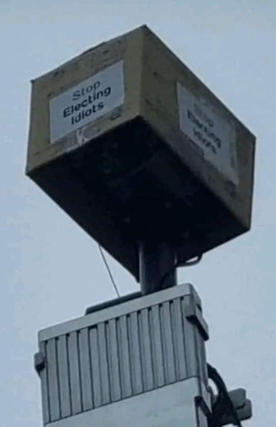 #ULEZ cameras in London being covered with cardboard boxes by locals in their on-going dispute with #SadiqKhan #StopElectingIdiots Anyone but Sadiq