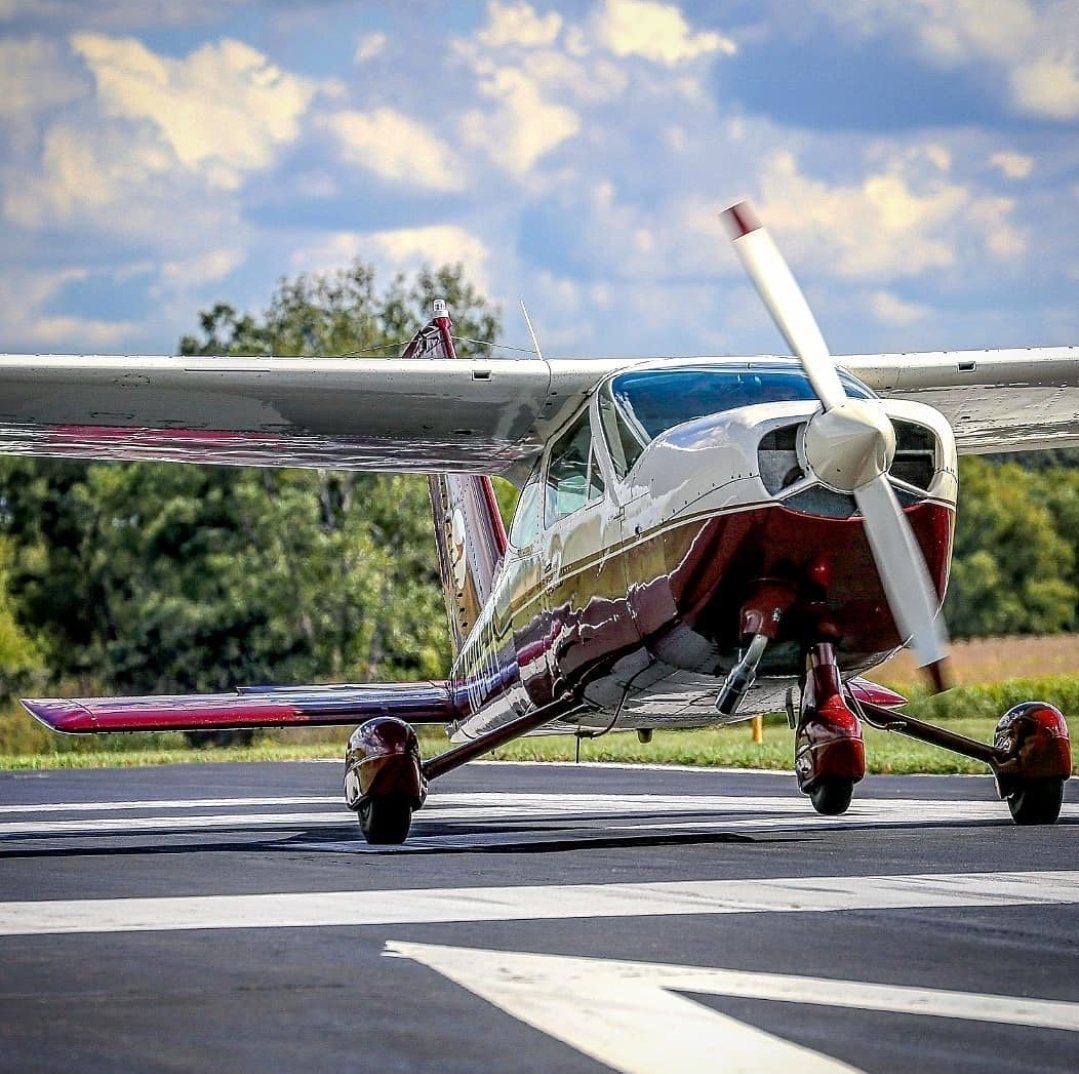 Cardinal 1️⃣ 7️⃣ 7️⃣
#FlyCessna #CessnaCardinal #aviation #avgeek #letsgoflying