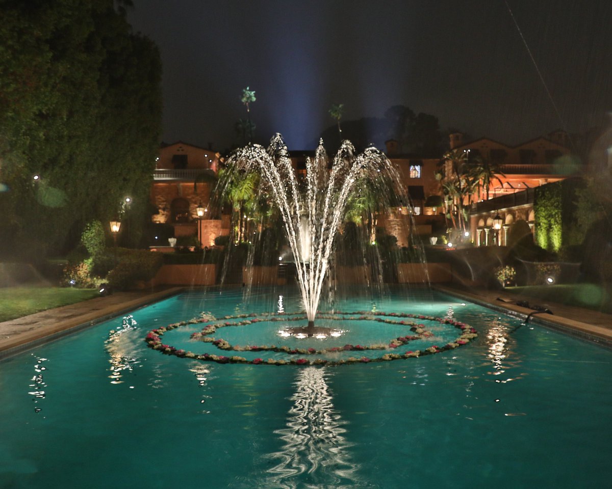 FantasyH20's tweet photo. Fantasy Fountains, Inc's water feature design displayed at the William Morris/Endeavor WME’s 2023 held at William Randolph Hearst’s Beverly Hills mansion,  known as “The Godfather” house.  #WME #RobertPattinson #Oscars2023 @johnlegend #Hollywood @chrissyteigen #AustinButler https://t.co/XUXiyGu02L