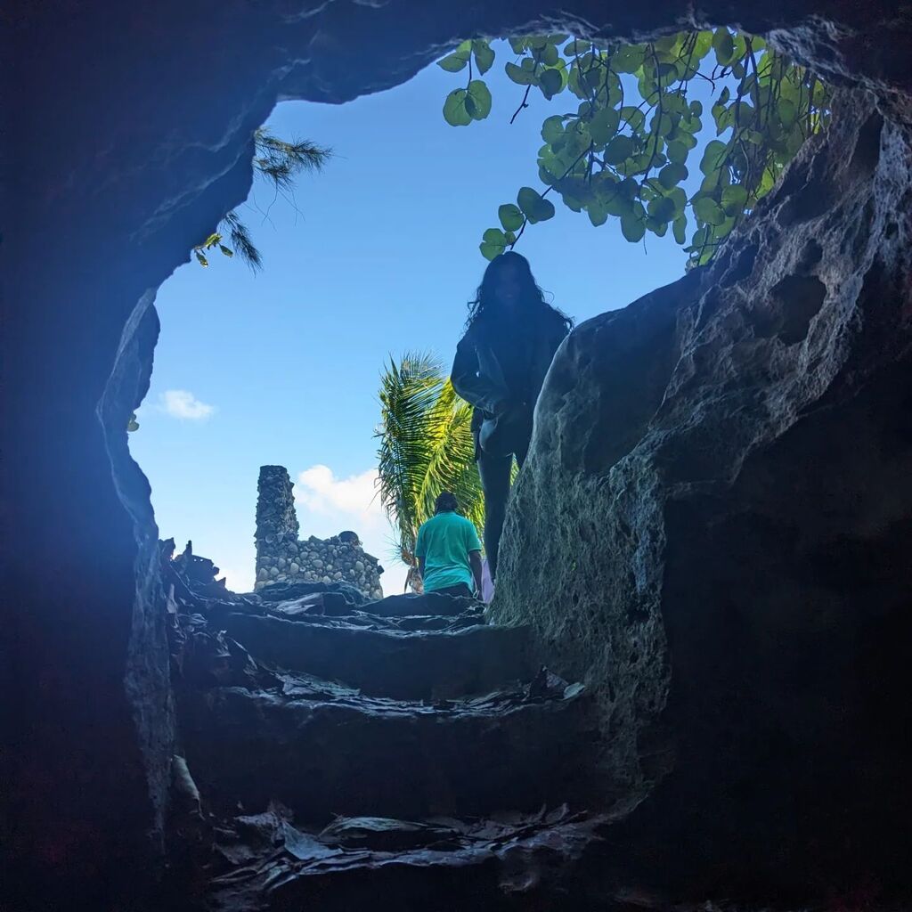 iclaudeus's tweet photo. #Bahamas PT. 2 https://t.co/ZNwprSHoRK https://t.co/GGDStGia1f