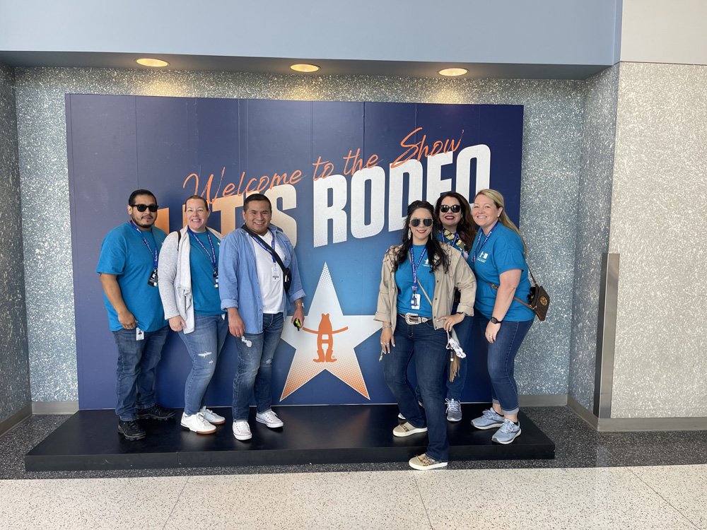 bcmhouston's tweet photo. On Wednesday, March 15, a group of Baylor College of Medicine employees participated in Rodeo Houston's Rodeo Acts of Kindness Day. See more photos on our Facebook page: https://t.co/UeqmgpvfJh #BCMInTheCommunity https://t.co/tQCtqDGRvp
