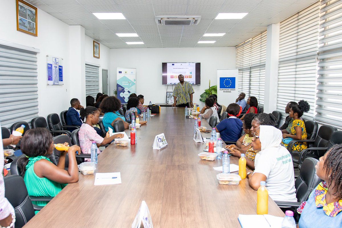 #DayOne of our #SMEsClinic in Accra. Entrepreneurs engaged experts on issues that are petinent to their #growthstrategies. 
Don’t miss tomorrows session starting at 9 AM 
Venue: AESL Conference Room
#euinghana #wacompsmesclinic #sdgs #UNIDO #Progressbyinnovation #sdg9 #wacomp