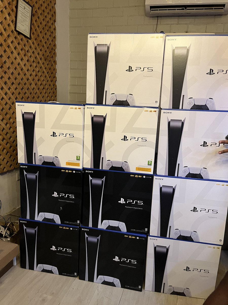 PlaystationTz's tweet photo. PlayStation 5 Brand new
USA 🇺🇸 STOCK
Disc version:1,700,000/=
Digital version:1,600,000/=
 🎮Extra controller. 190,000/=
📞📲Call/text:0765569538
📍Location: makumbusho bus stand.
Exchange &amp; Top up Allowed ✅
Delivery available mikoani tu
Exchange &amp;Top up allowed✅. https://t.co/zl8K5YQp1v